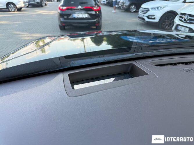 Hyundai Palisade 44 interauto-car