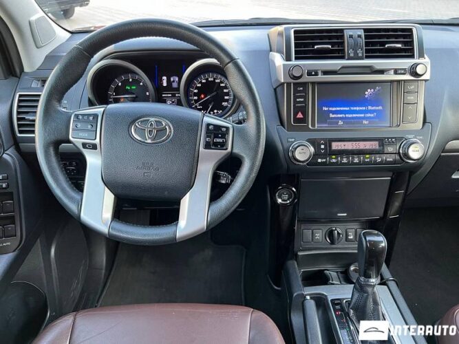 Toyota Land Cruiser Prado 35 interauto-car