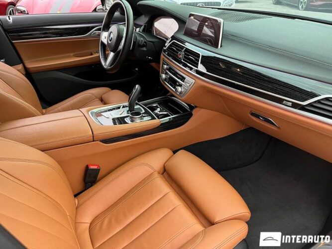 BMW 740 36 interauto-car