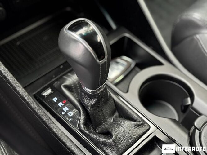 Hyundai Tucson 47 interauto-car