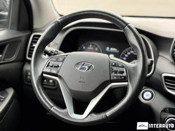 Hyundai Tucson 43 interauto-car