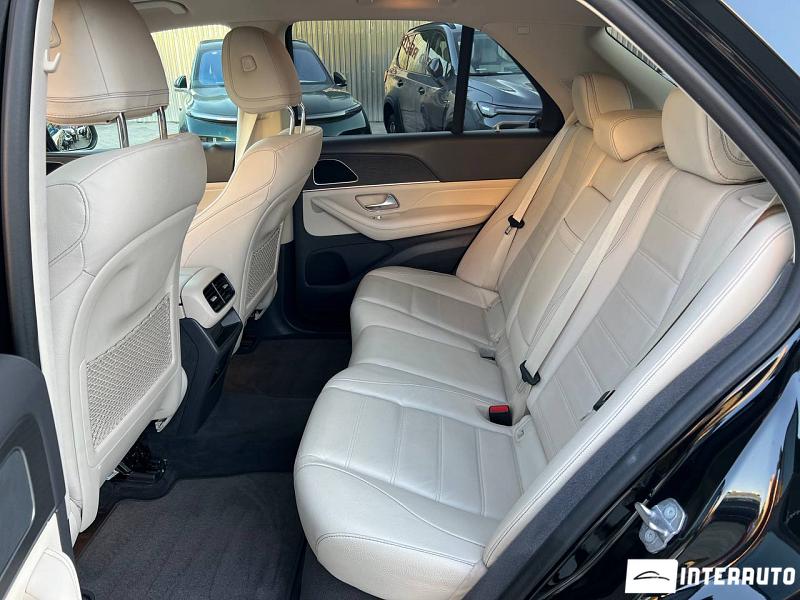 Mercedes GLE 300d 33 automobil-interauto