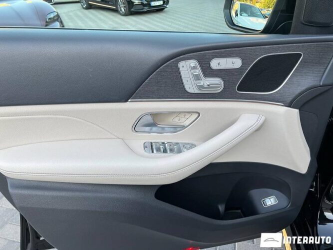 Mercedes GLE 300d 41 interauto-car