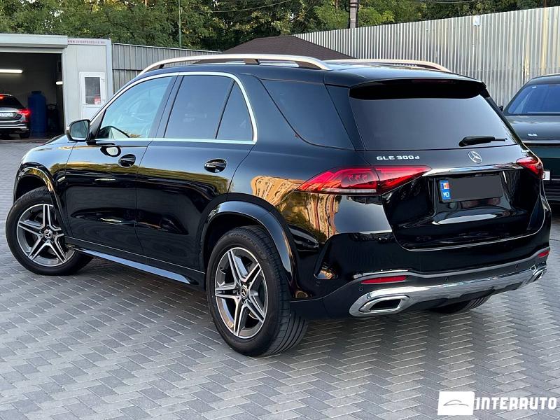 Mercedes GLE 300d 14 automobil-interauto