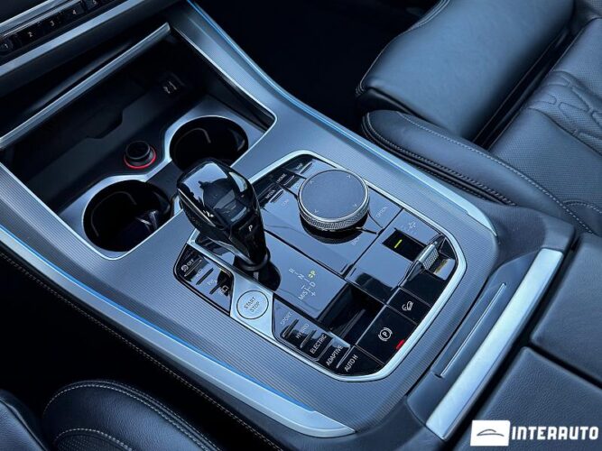 BMW X5 4.5e 49 interauto-car