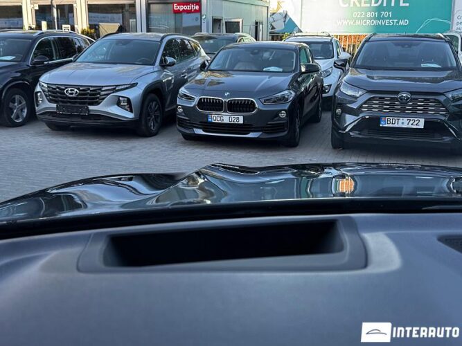 BMW X5 4.5e 44 interauto-car