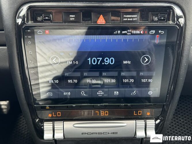 Porsche Cayenne Turbo 47 interauto-car