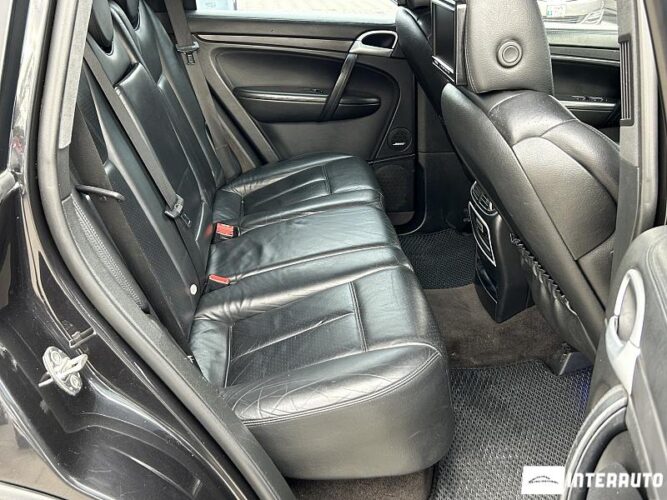 Porsche Cayenne Turbo 50 interauto-car