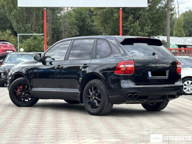 Porsche Cayenne Turbo 35 interauto-car