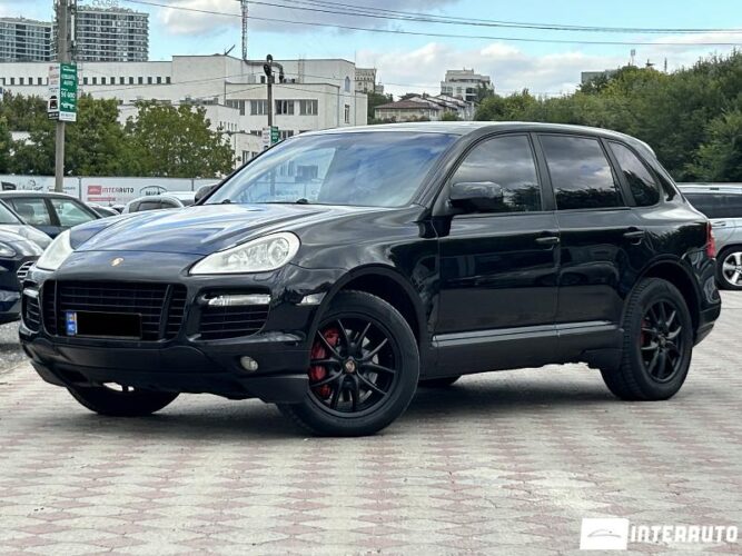 Porsche Cayenne Turbo 32 interauto-car