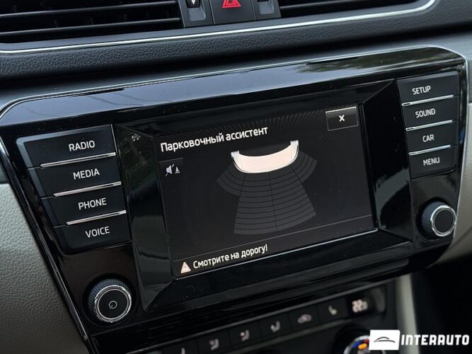 Skoda Superb 49 interauto-car