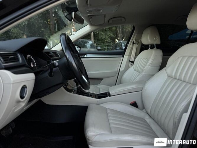 Skoda Superb 43 interauto-car