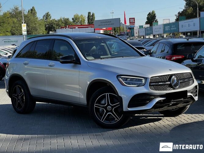 Mercedes GLC 300 33 interauto-car