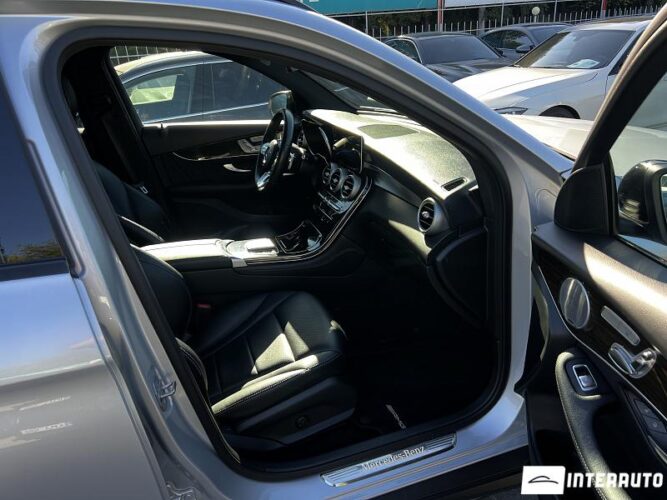 Mercedes GLC 300 37 interauto-car