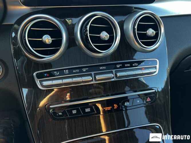 Mercedes GLC 300 44 interauto-car