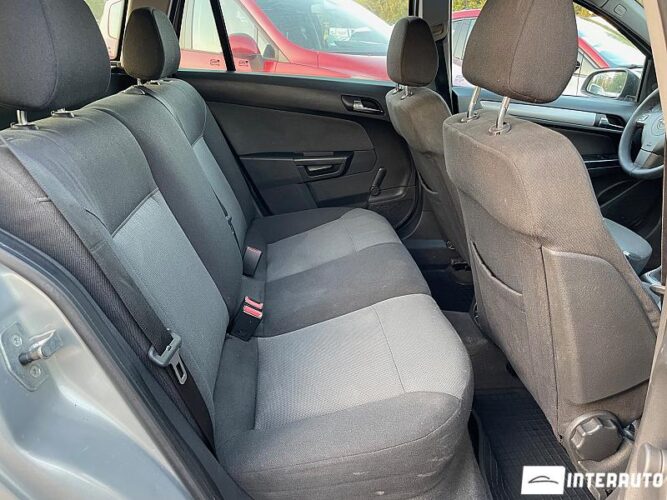 Opel Astra 43 interauto-car