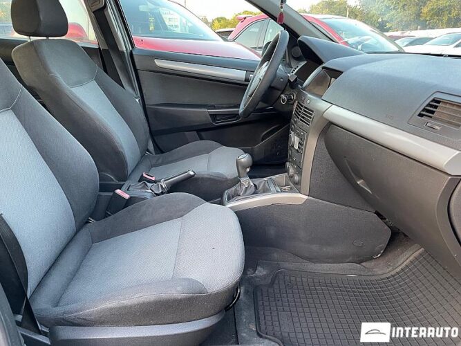Opel Astra 41 interauto-car