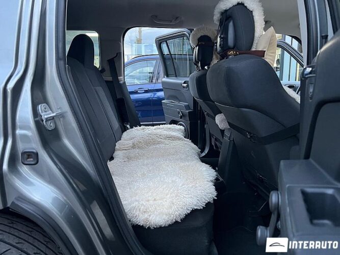 Jeep Patriot 41 interauto-car