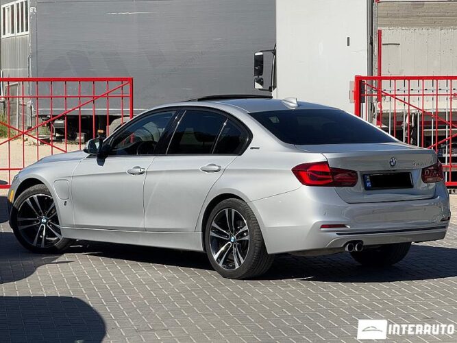 BMW 330E 38 interauto-car