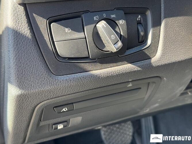 BMW 330E 49 interauto-car