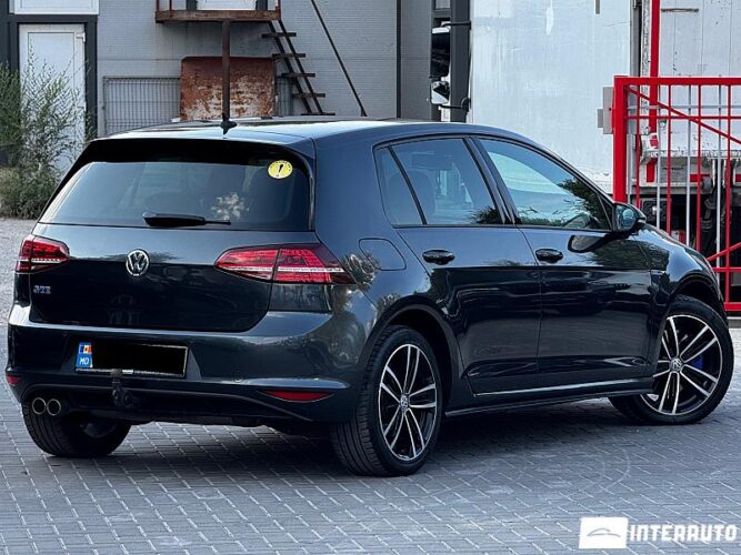 Volkswagen Golf GTE 33 interauto-car