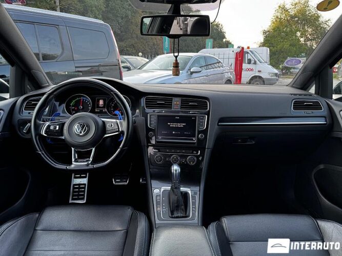 Volkswagen Golf GTE 36 interauto-car