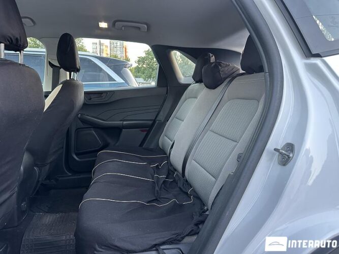 Ford Escape 42 interauto-car