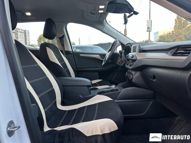 Ford Escape 41 interauto-car