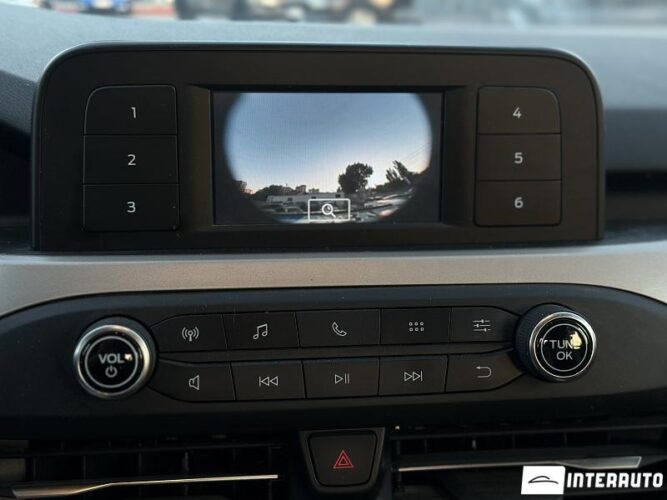 Ford Escape 39 interauto-car