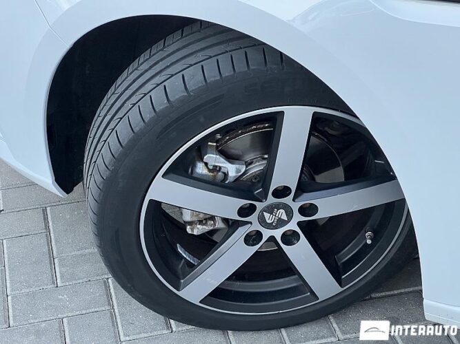 Renault Megane 43 interauto-car