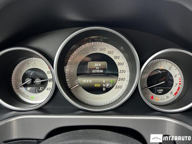 Mercedes E 200 39 mercedes E 200 2014