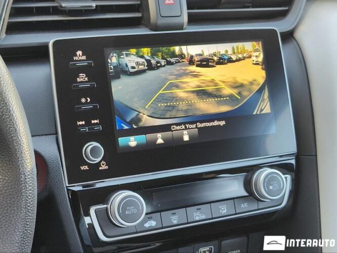 Honda Insight 41 interauto-car