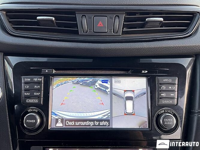 Nissan Rogue 43 interauto-car