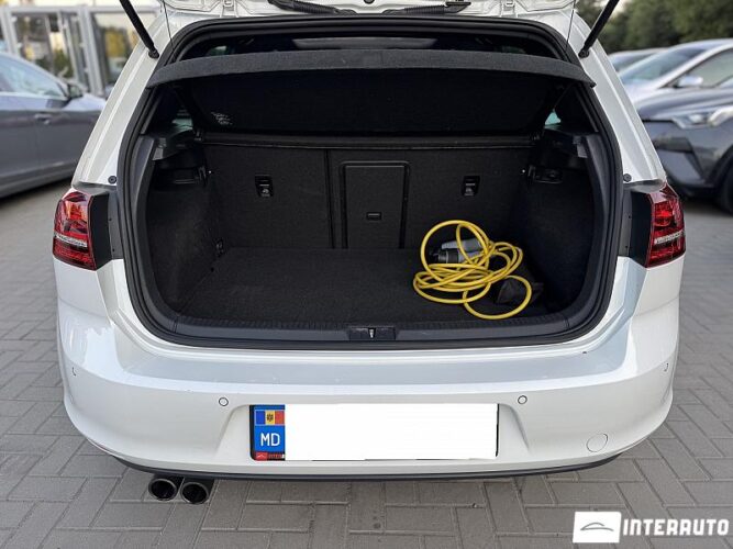 Volkswagen Golf GTE 46 interauto-car