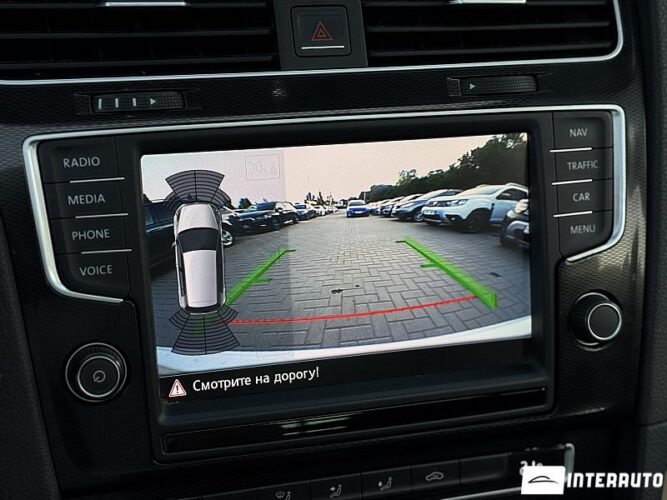 Volkswagen Golf GTE 40 interauto-car