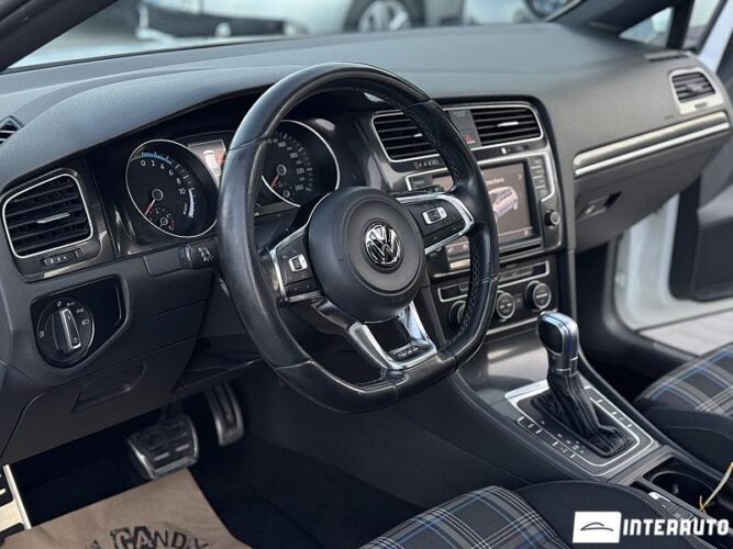 Volkswagen Golf GTE 36 interauto-car
