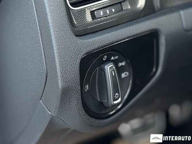 Volkswagen Golf GTE 35 interauto-car