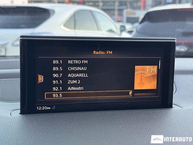 Audi Q7 45 interauto-car