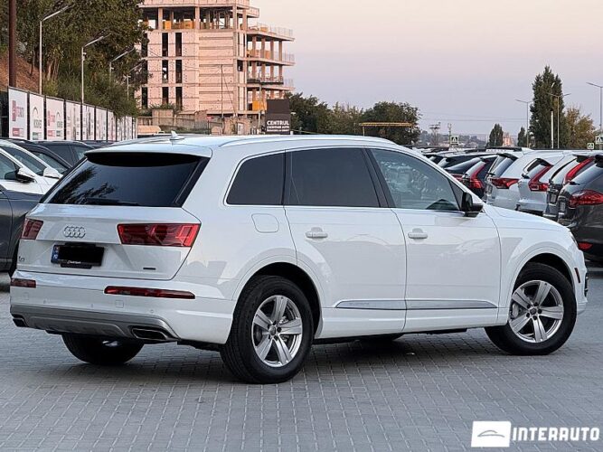 Audi Q7 37 interauto-car
