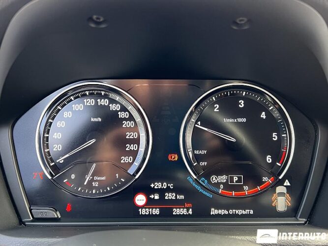 BMW X1 1.6D 38 interauto-car