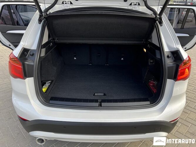 BMW X1 1.6D 48 interauto-car