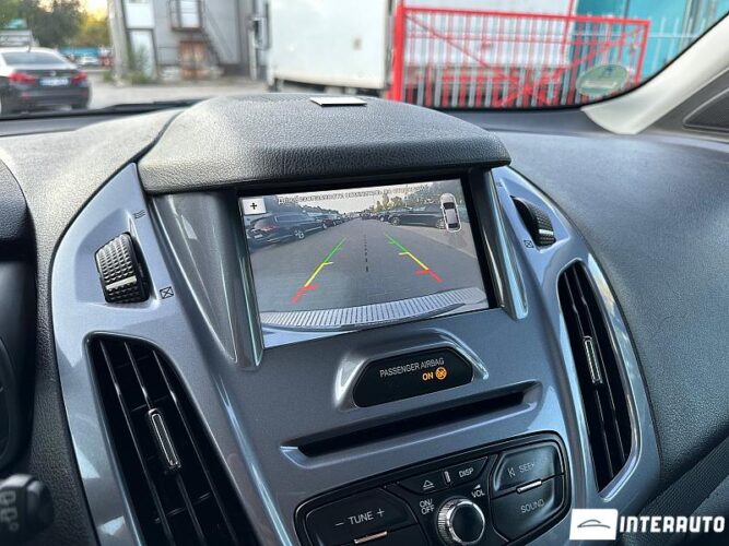 Ford Tourneo Connect 37 interauto-car