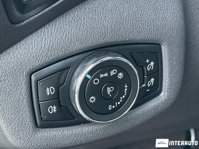 Ford Tourneo Connect 42 interauto-car