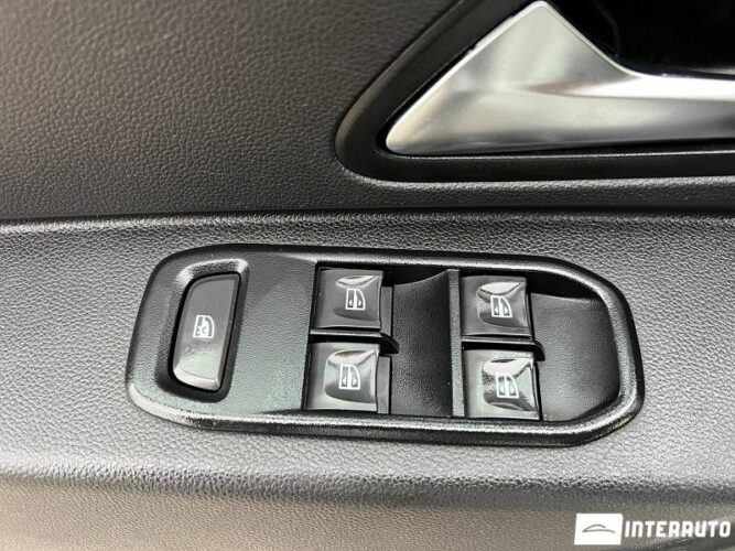 Dacia Duster 31 interauto-car