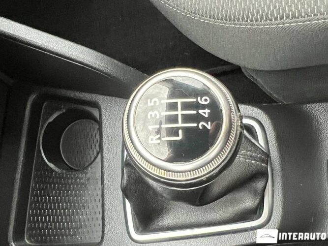 Dacia Duster 38 interauto-car