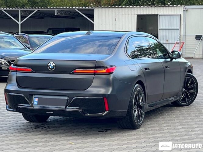 BMW 740 36 interauto-car