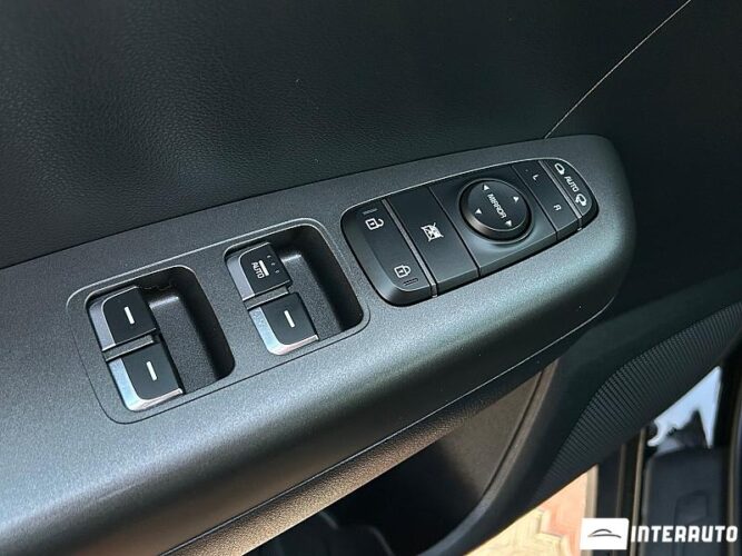 Kia Sportage 37 interauto-car