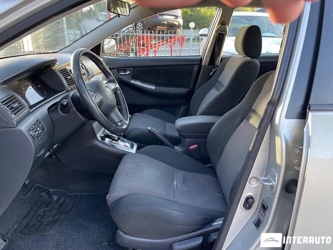 Toyota Corolla 33 interauto-car