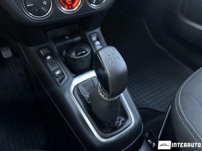 Peugeot 301 37 interauto-car