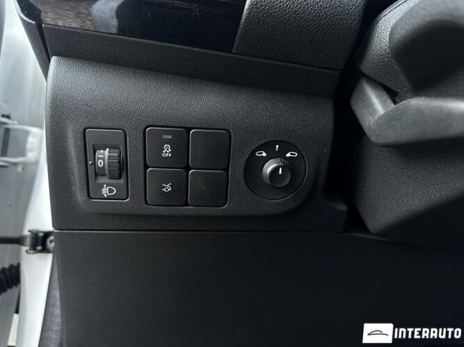 Peugeot 301 33 interauto-car